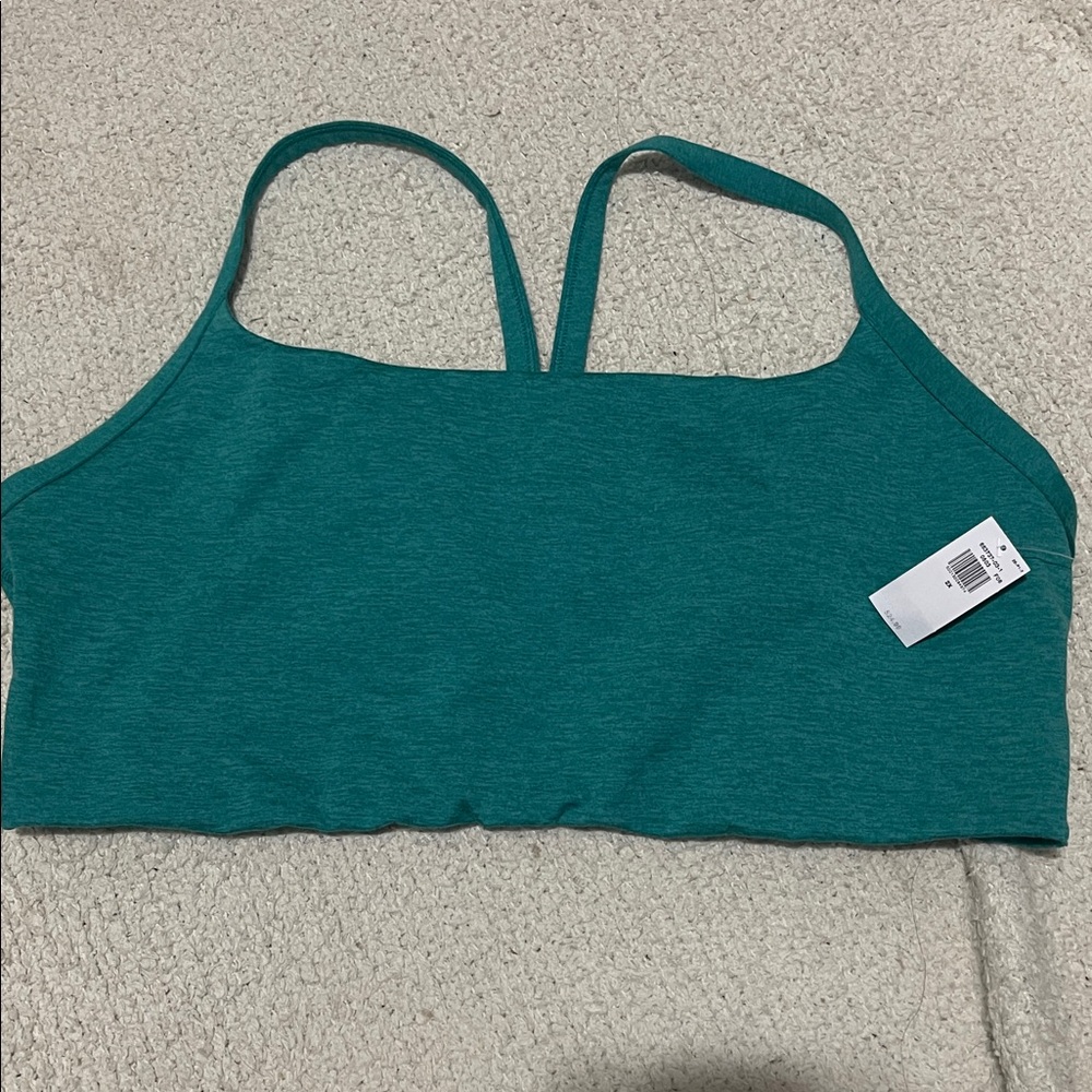 NWT- Old Navy- XXL. CloudComfy Sports Bra